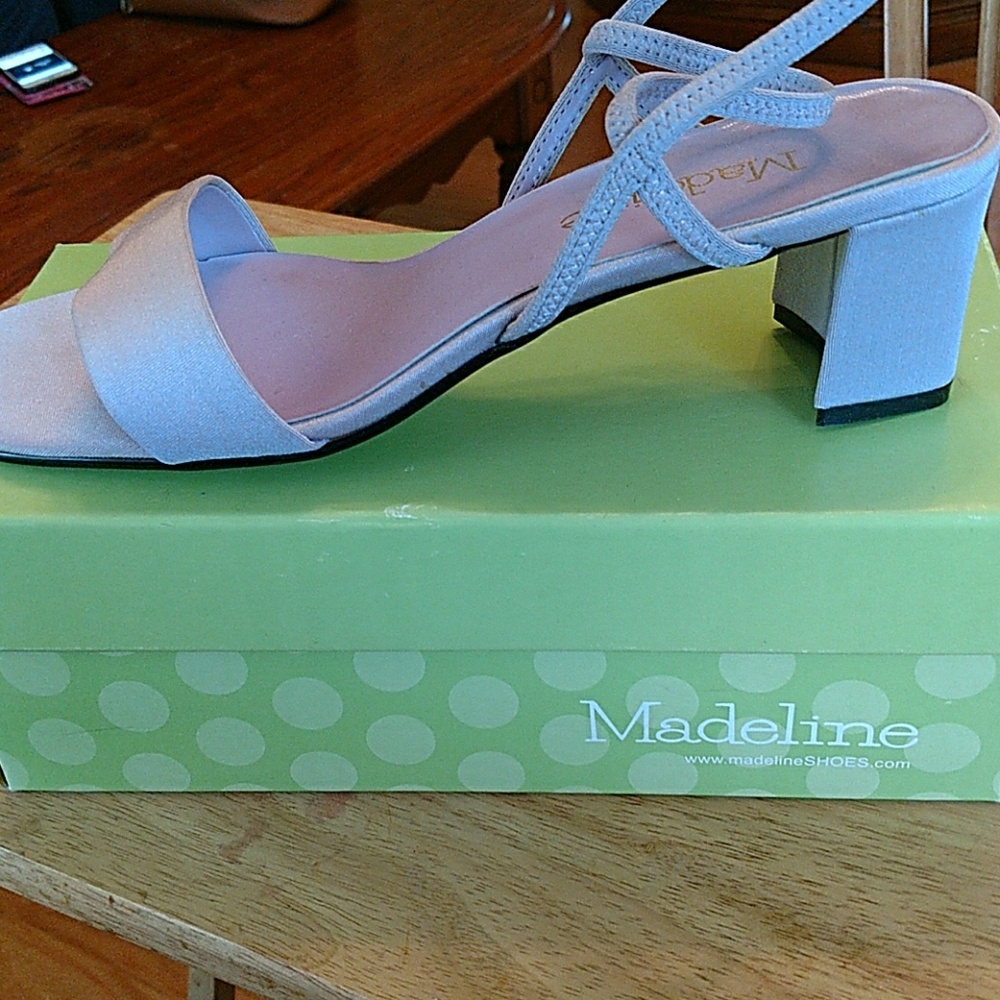 Ruby Lilac Shoes - Picture 2 of 3